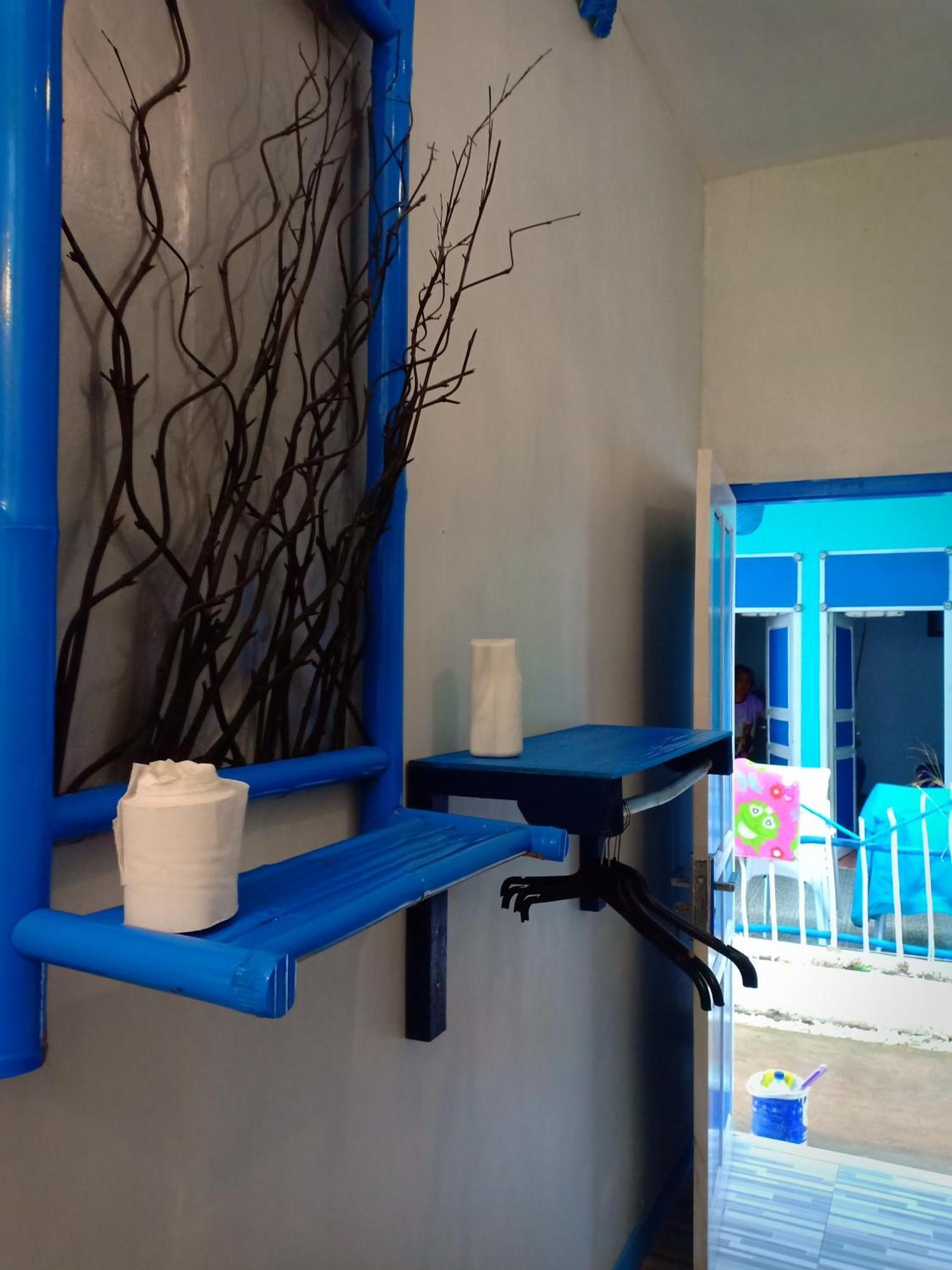 Blue Coral Homestay Ilhas Karimunjava Exterior foto